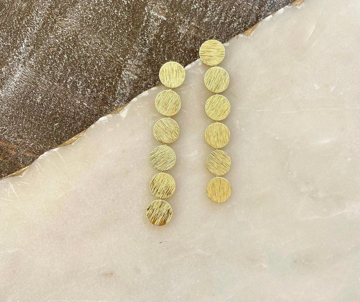 Hammered circle drop earrings