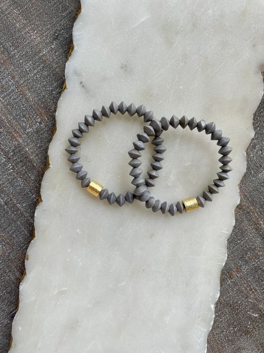 Dark gray stone & gold accent bracelet